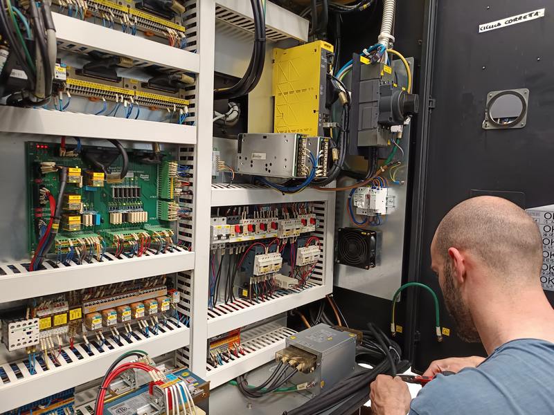 Pace Impianti Elettrici di Pace Mauro | Servizi