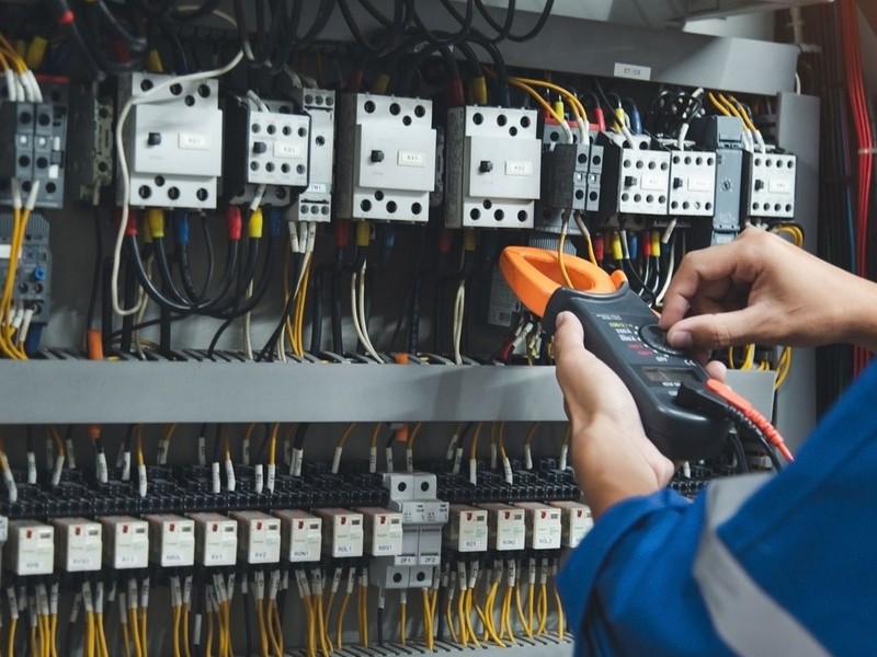 Pace Impianti Elettrici di Pace Mauro | Servizi