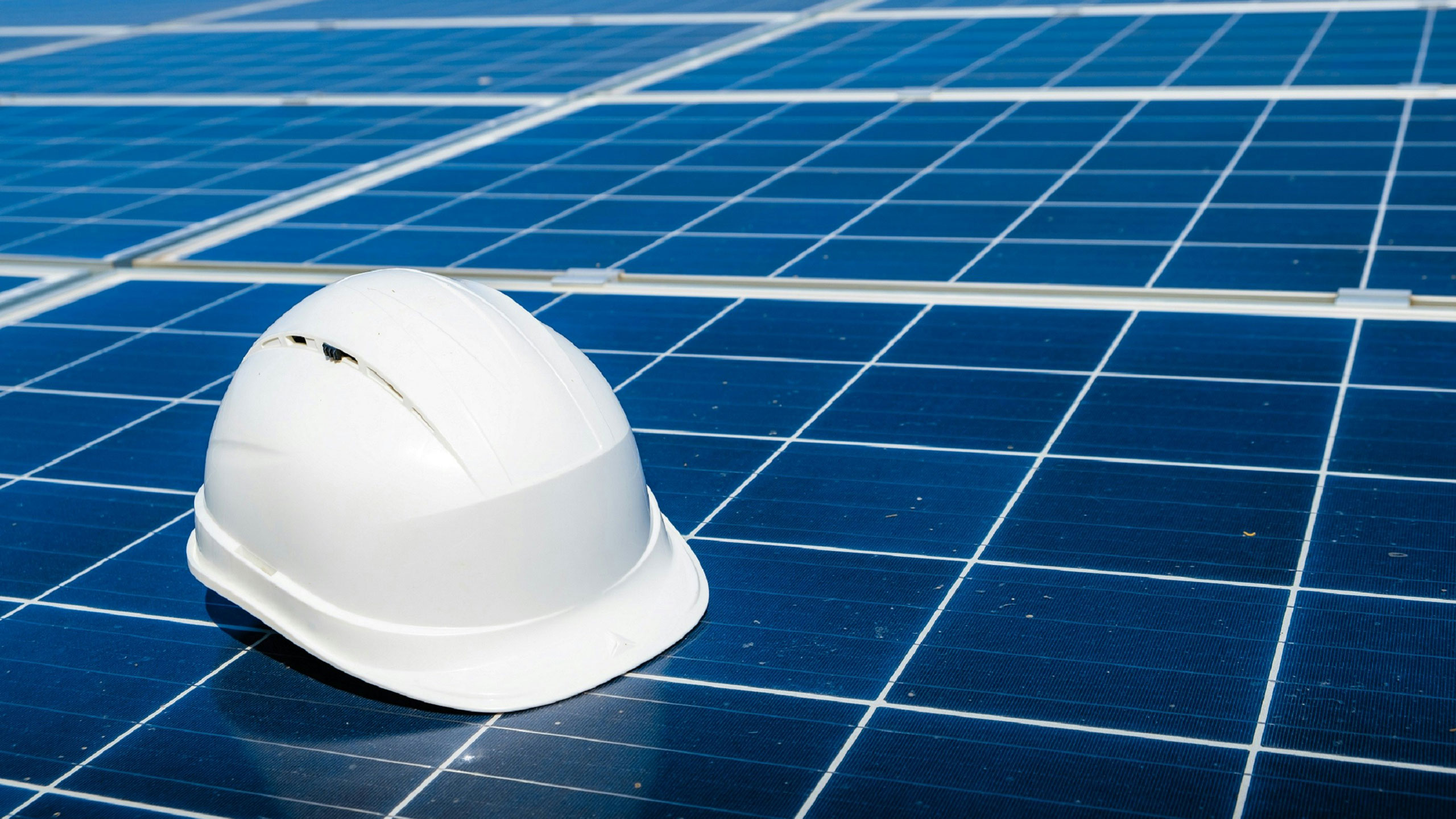 Pace Impianti Elettrici - Da 4° generazione installatori nel settore degli impianti elettrici nell'Alto Garda